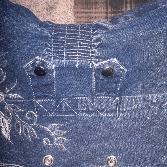 Embellished Denim Jacket - Picture 4 of 5